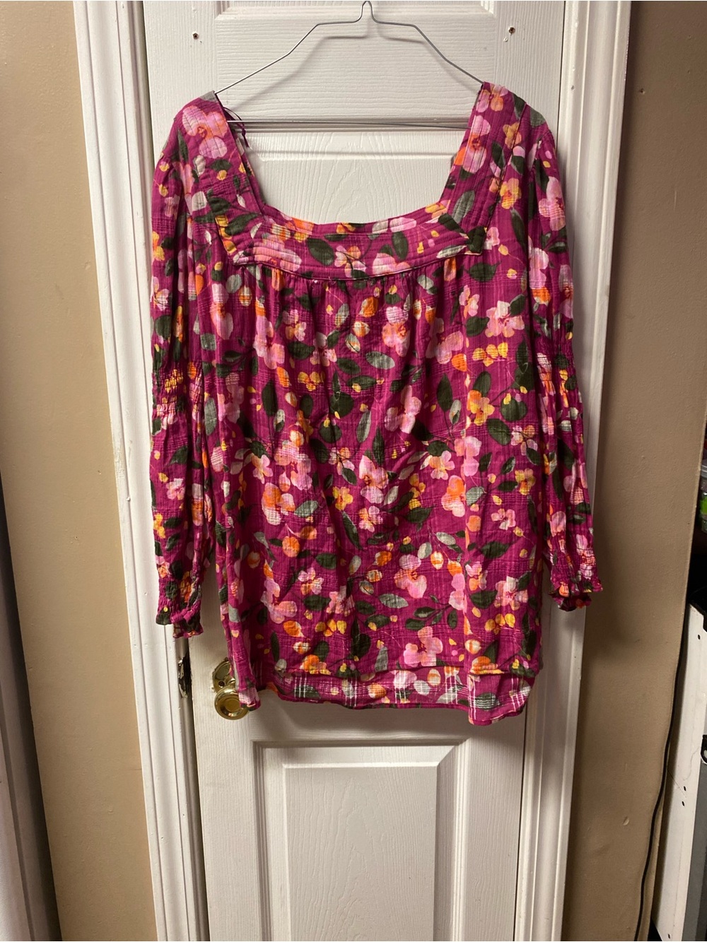 The Pioneer Woman Raspberry Floral Square-Neck Long Sleeve Blouse